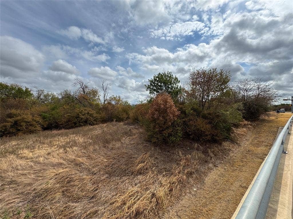 1202 Dalworth Street, Grand Prairie, TX 75050 1202 Dalworth Street, Grand Prairie, TX 75050