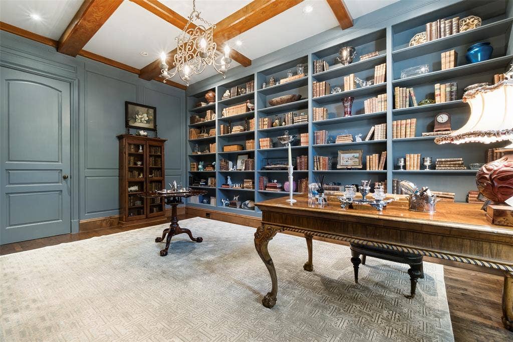 4327 Irving Avenue, Dallas, TX 75219 4327 Irving Avenue, Dallas, TX 75219