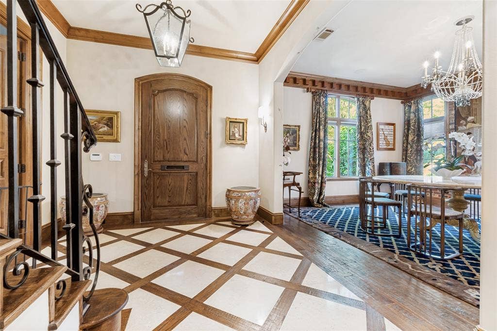 4327 Irving Avenue, Dallas, TX 75219 4327 Irving Avenue, Dallas, TX 75219