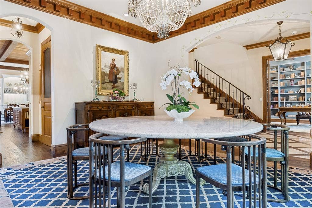4327 Irving Avenue, Dallas, TX 75219 4327 Irving Avenue, Dallas, TX 75219