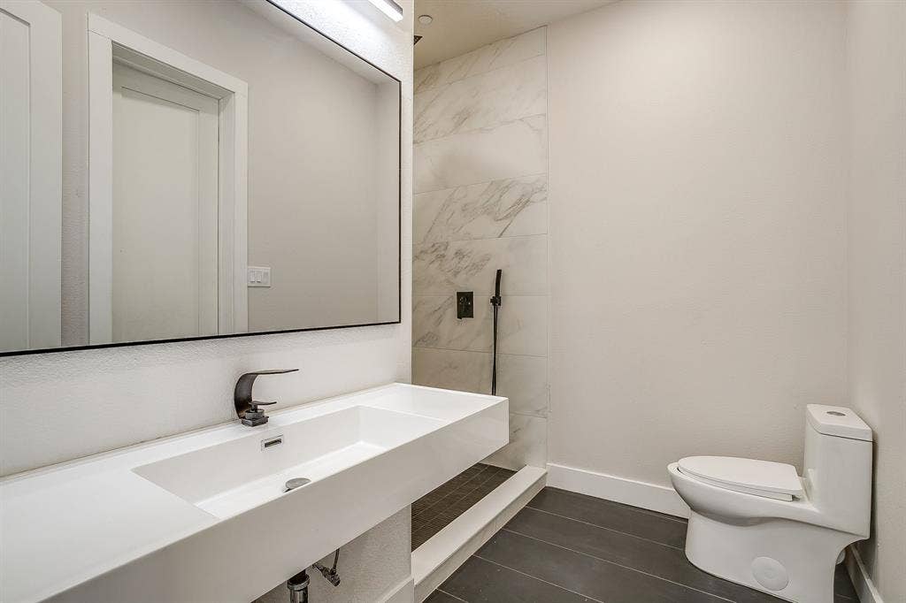 8274 Library Street, Frisco, TX 75034 8274 Library Street, Frisco, TX 75034