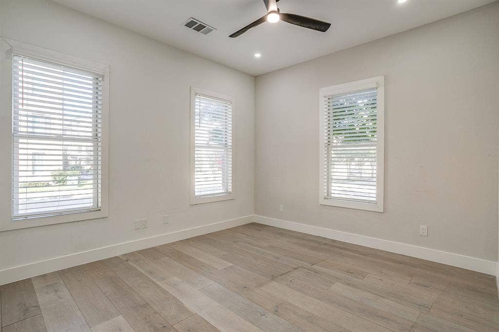 8274 Library Street, Frisco, TX 75034 8274 Library Street, Frisco, TX 75034