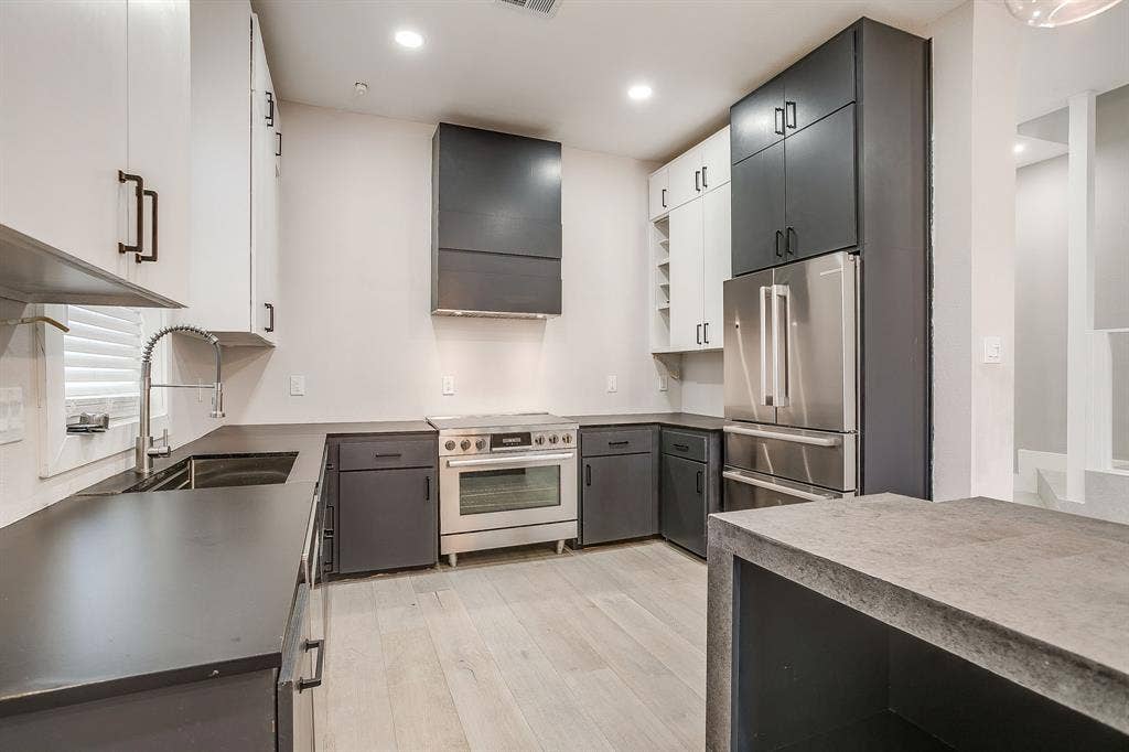 8274 Library Street, Frisco, TX 75034 8274 Library Street, Frisco, TX 75034