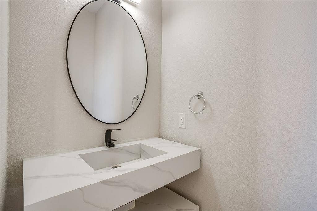 8274 Library Street, Frisco, TX 75034 8274 Library Street, Frisco, TX 75034