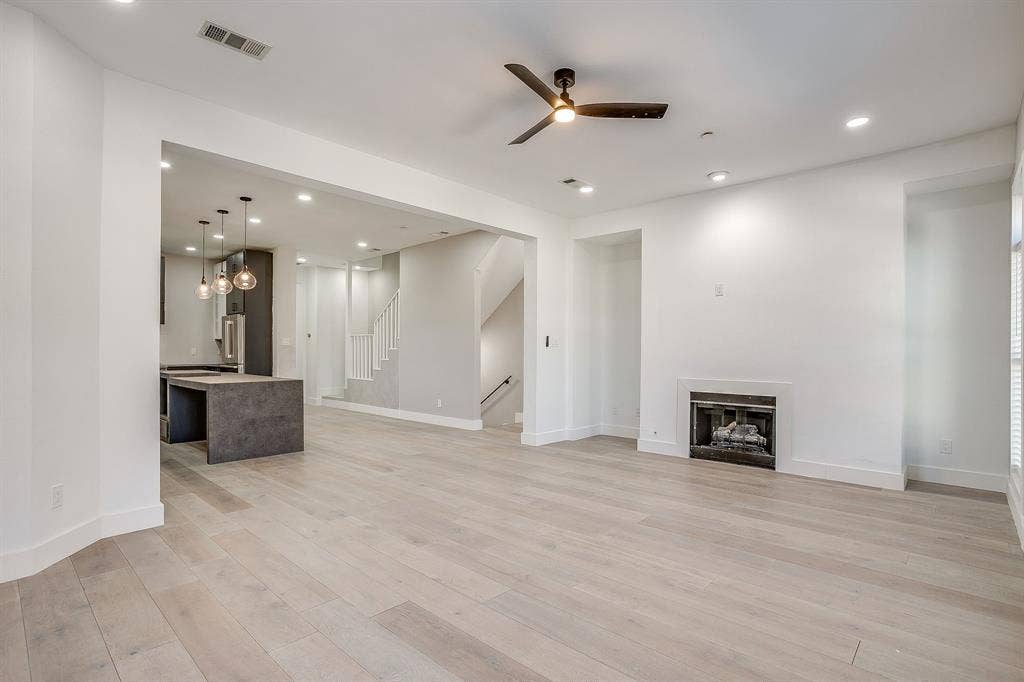 8274 Library Street, Frisco, TX 75034 8274 Library Street, Frisco, TX 75034