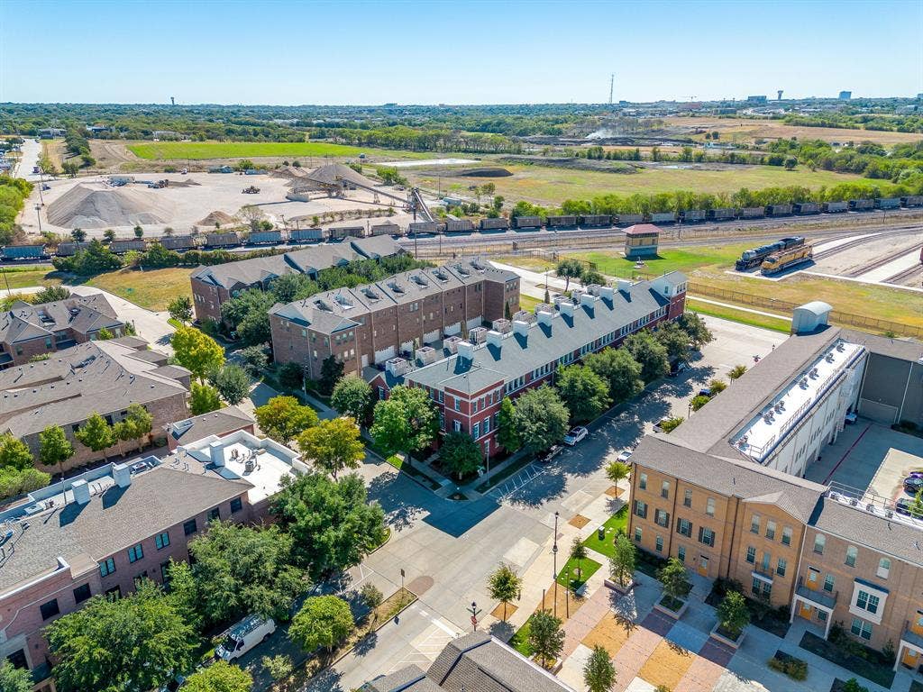 8274 Library Street, Frisco, TX 75034 8274 Library Street, Frisco, TX 75034