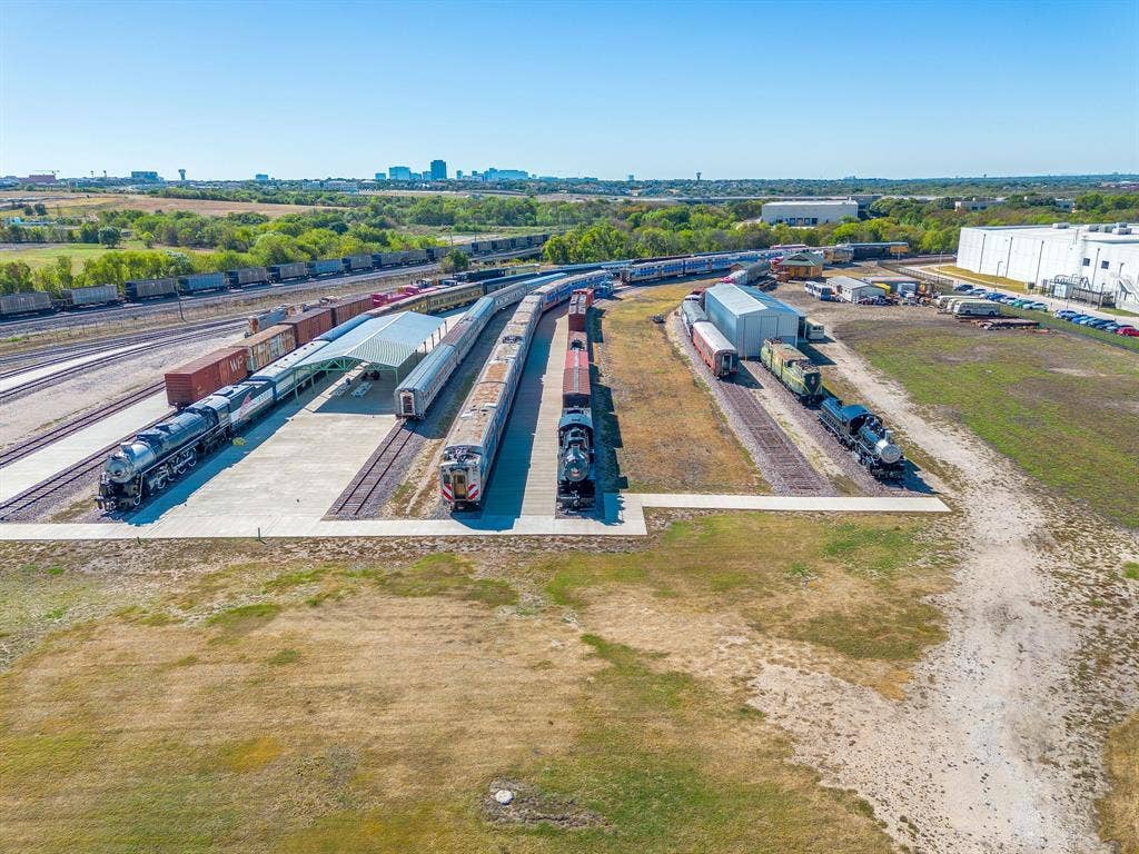 8274 Library Street, Frisco, TX 75034 8274 Library Street, Frisco, TX 75034