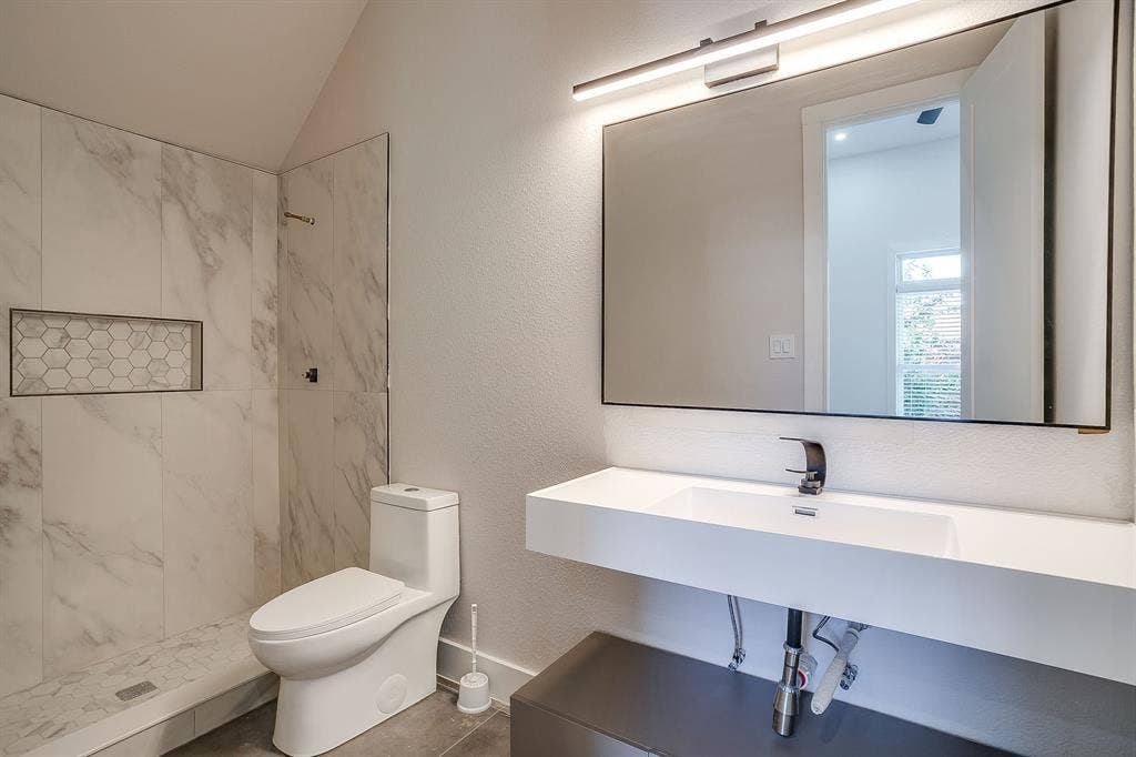8274 Library Street, Frisco, TX 75034 8274 Library Street, Frisco, TX 75034