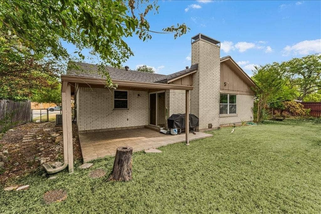 8933 Kincaid Drive, Benbrook, TX 76116 8933 Kincaid Drive, Benbrook, TX 76116