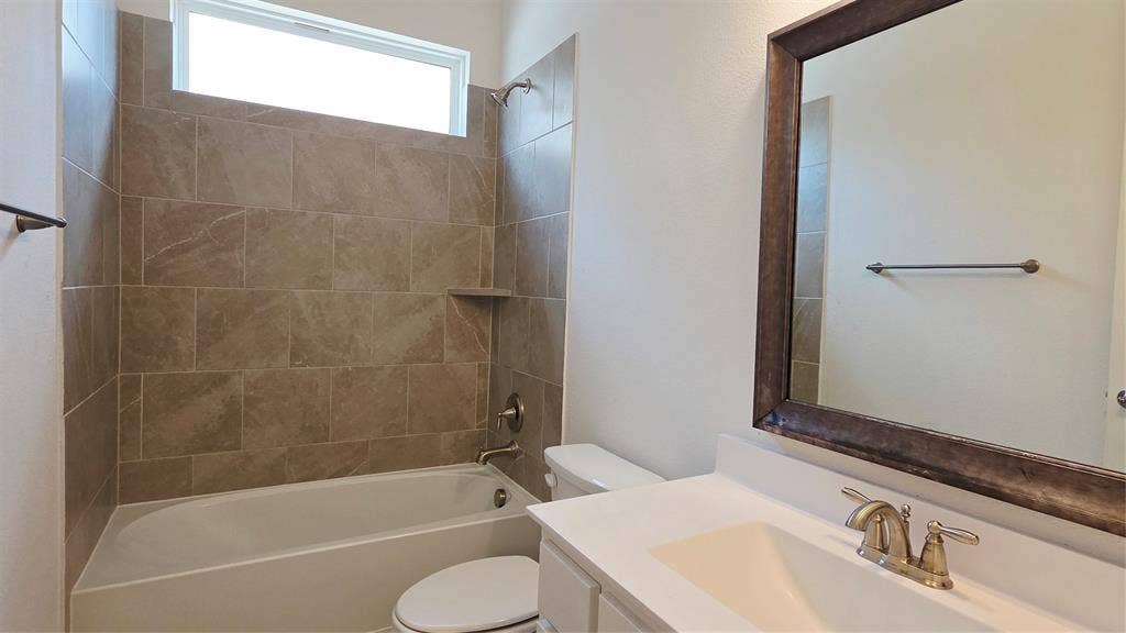 7703 Coronado Drive, Rowlett, TX 75088 7703 Coronado Drive, Rowlett, TX 75088