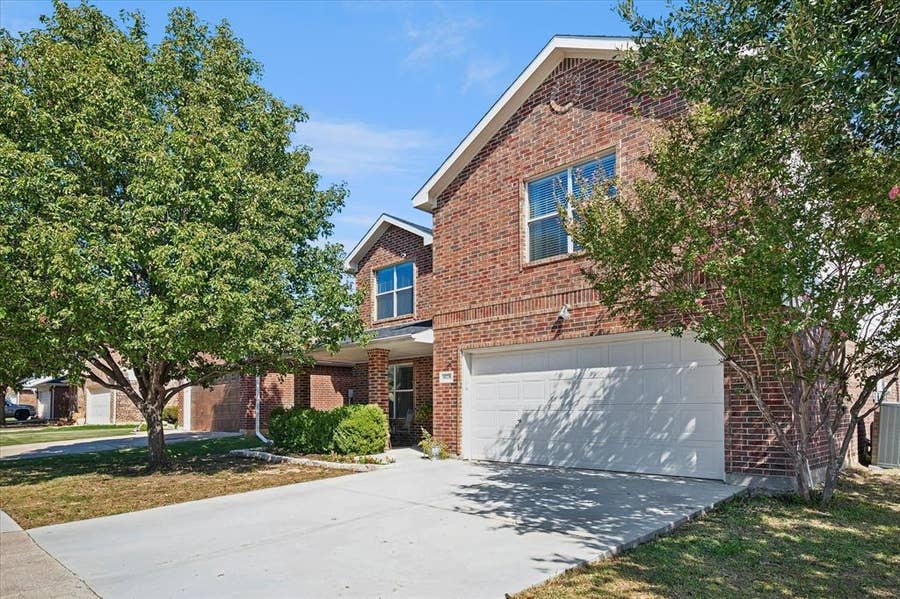 Property photo for 8828 Chaps Avenue, Fort Worth, TX