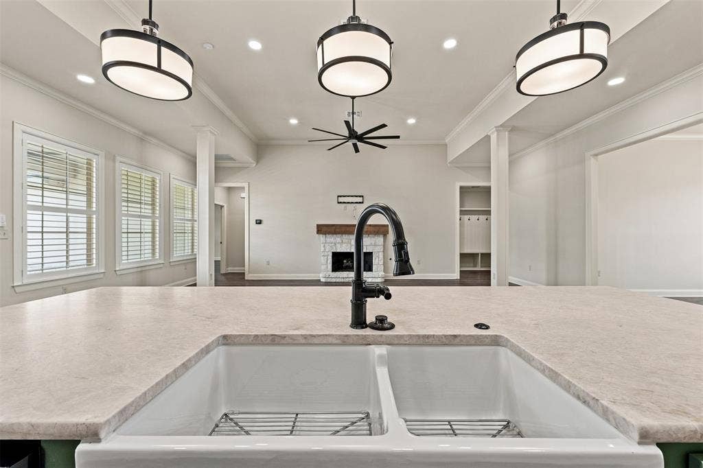 11003 Denali Drive, Woodway, TX 76712 11003 Denali Drive, Woodway, TX 76712