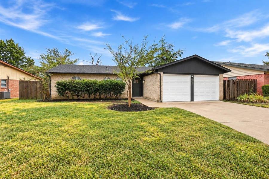 Property photo for 3205 Fargo Court, Fort Worth, TX