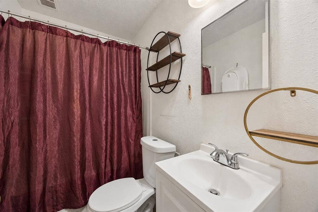 2928 Aster Street, Dallas, TX 75211 left side of duplex