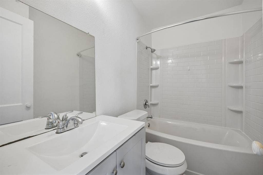 2928 Aster Street, Dallas, TX 75211 Right side of duplex