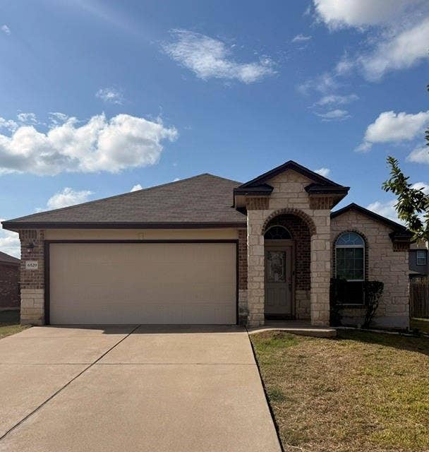 Property photo for 6529 Vista View Drive, Woodway, TX