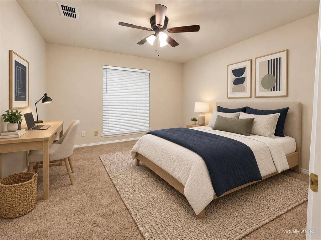 Left side Jack and Jill bedroom