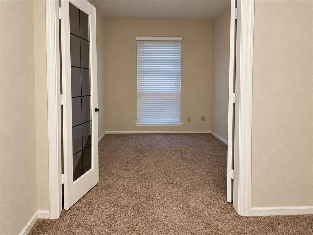 Office flex room