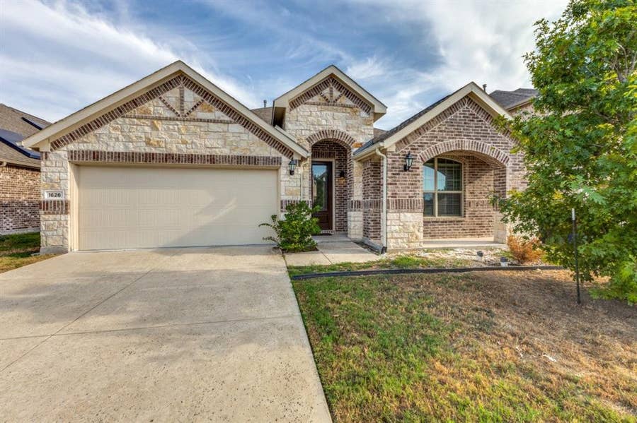 Property photo for 1626 Hope Lane, Garland, TX