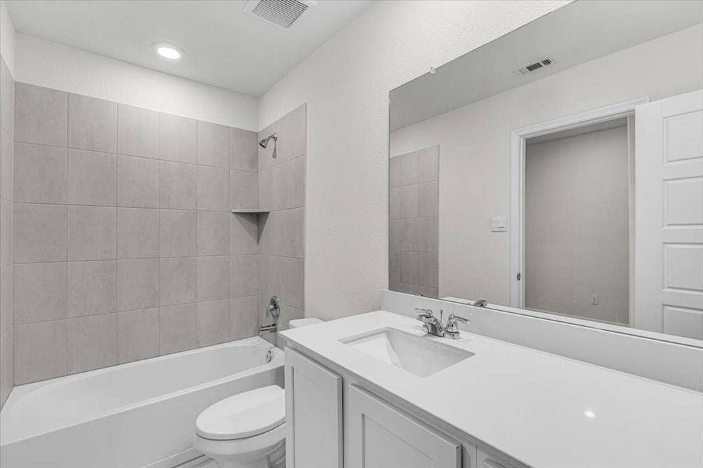 108 Timber Drive, Caddo Mills, TX 75135 Wonderful hall bathroom with double vanity