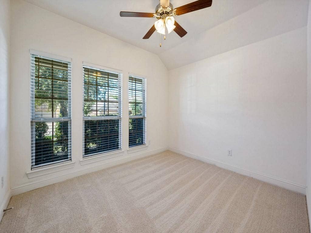 4501 Lakeview Drive, Frisco, TX 75036 4501 Lakeview Drive, Frisco, TX 75036