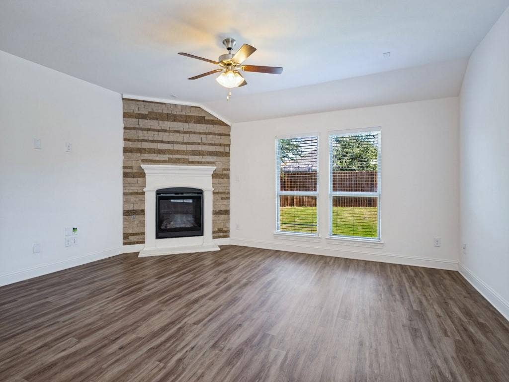 4501 Lakeview Drive, Frisco, TX 75036 4501 Lakeview Drive, Frisco, TX 75036