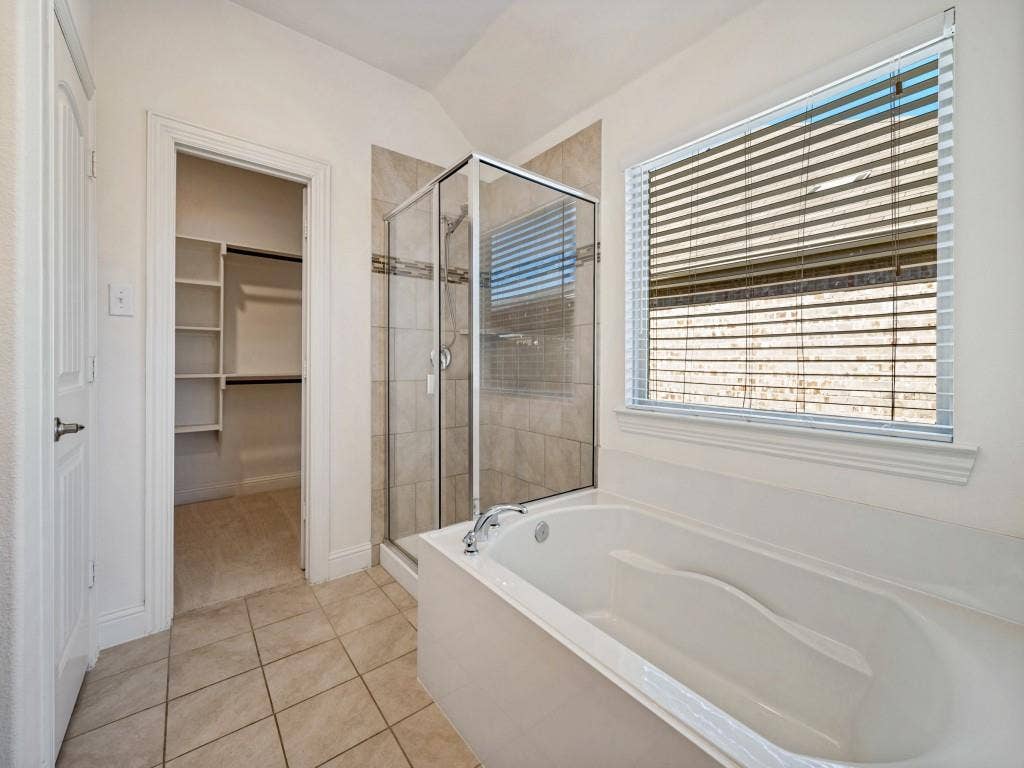 4501 Lakeview Drive, Frisco, TX 75036 4501 Lakeview Drive, Frisco, TX 75036