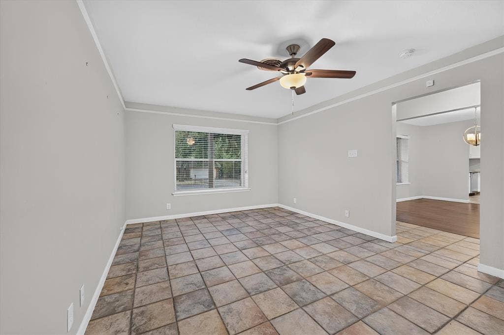 844 Woodcrest Drive, Hurst, TX 76053 844 Woodcrest Drive, Hurst, TX 76053