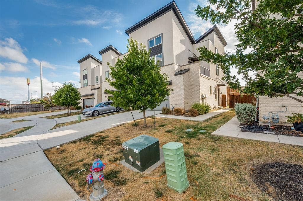 2008 Bethlehem Street, Irving, TX 75061 2008 Bethlehem Street, Irving, TX 75061