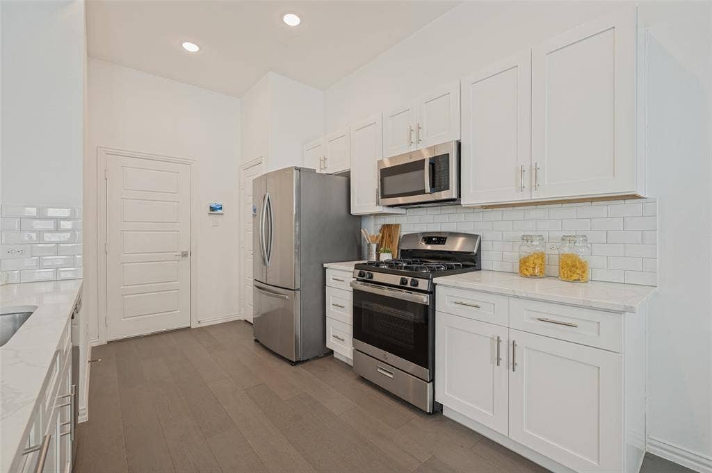 2008 Bethlehem Street, Irving, TX 75061 2008 Bethlehem Street, Irving, TX 75061