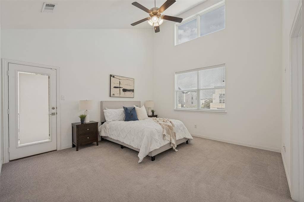 2008 Bethlehem Street, Irving, TX 75061 Vaulted Ceilings with private balcony