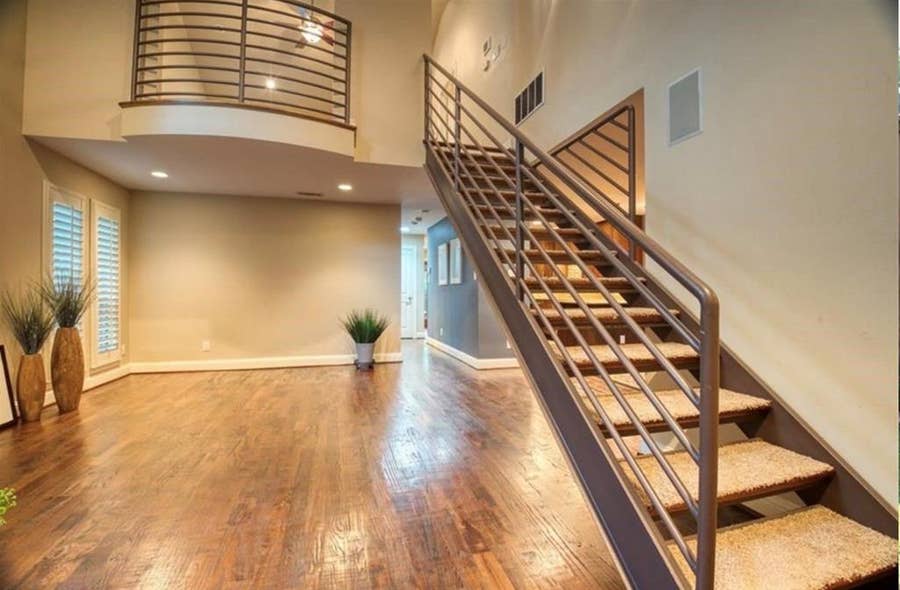 Property photo for 4970 Thunder Road, Dallas, TX