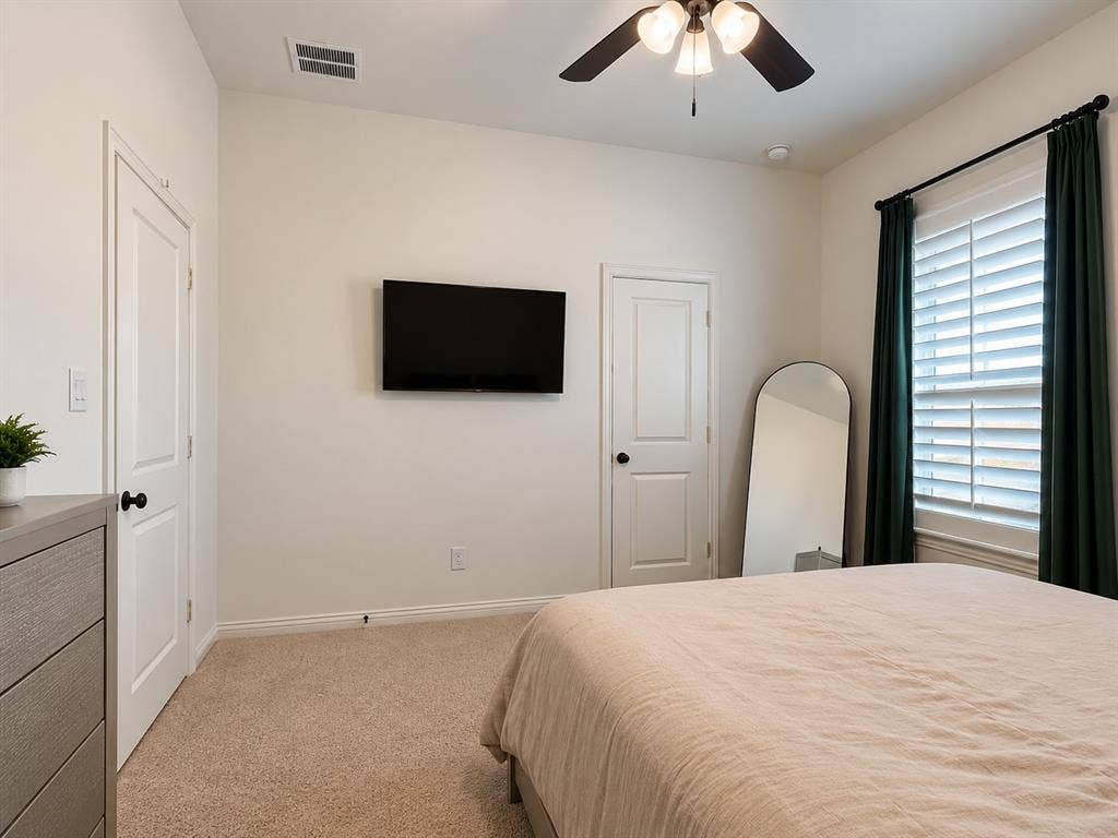 15511 Crape Myrtle Road, Frisco, TX 75035 15511 Crape Myrtle Road, Frisco, TX 75035