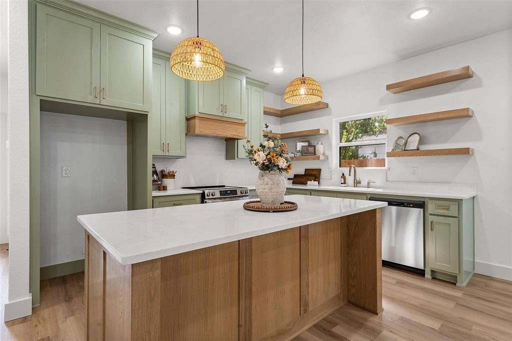 1115 Campbelton, Waco, TX 76705 1115 Campbelton, Waco, TX 76705