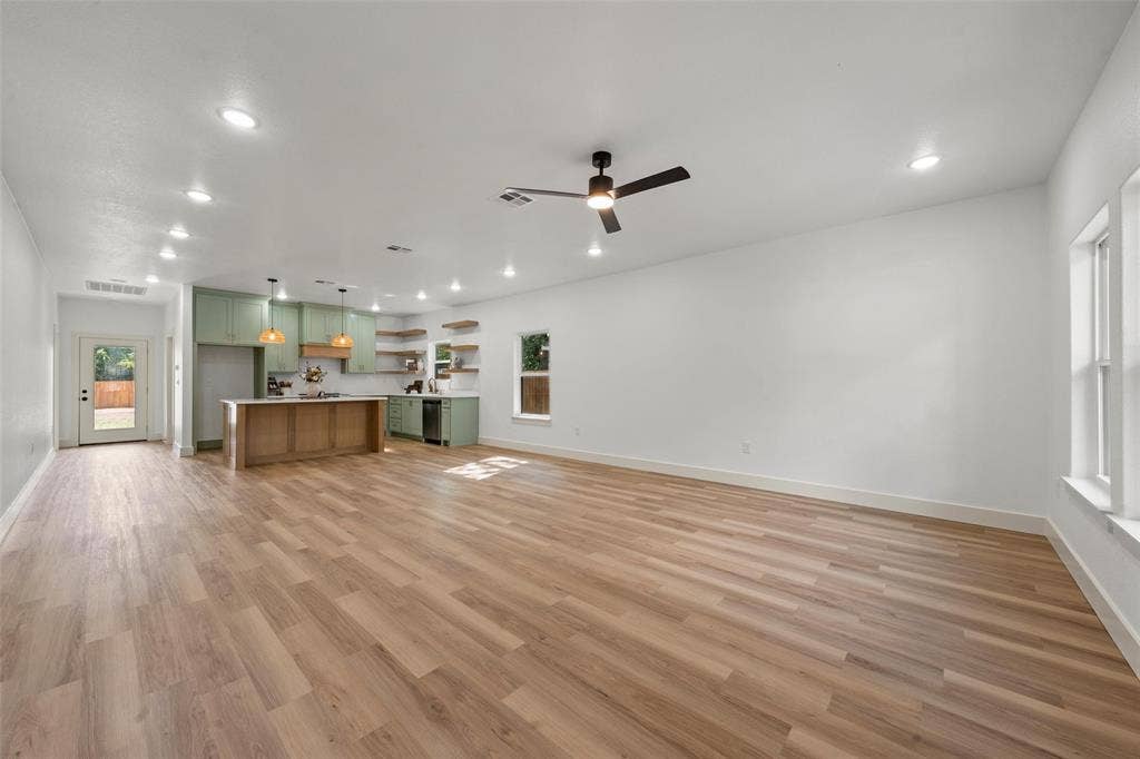 1115 Campbelton, Waco, TX 76705 1115 Campbelton, Waco, TX 76705