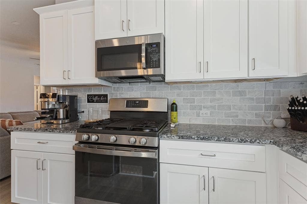 10928 Phelps Way, Fort Worth, TX 76244