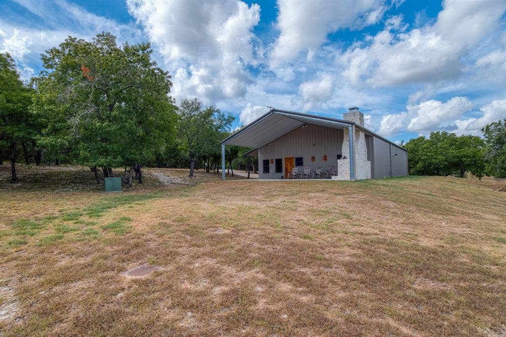 400 Hali Brooke Drive, China Spring, TX 76633 400 Hali Brooke Drive, China Spring, TX 76633
