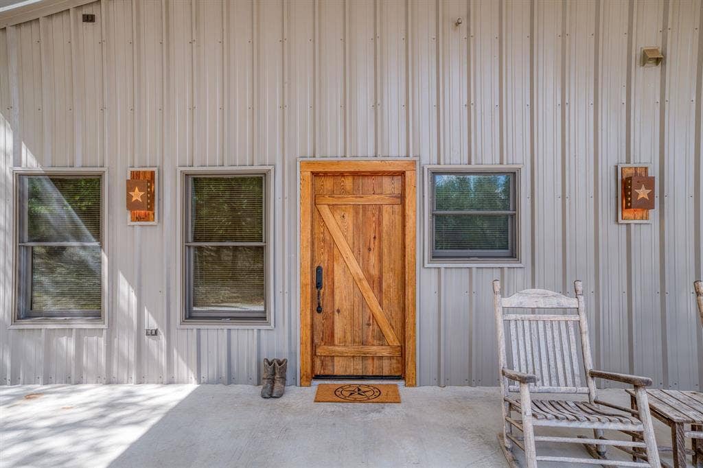 400 Hali Brooke Drive, China Spring, TX 76633 400 Hali Brooke Drive, China Spring, TX 76633