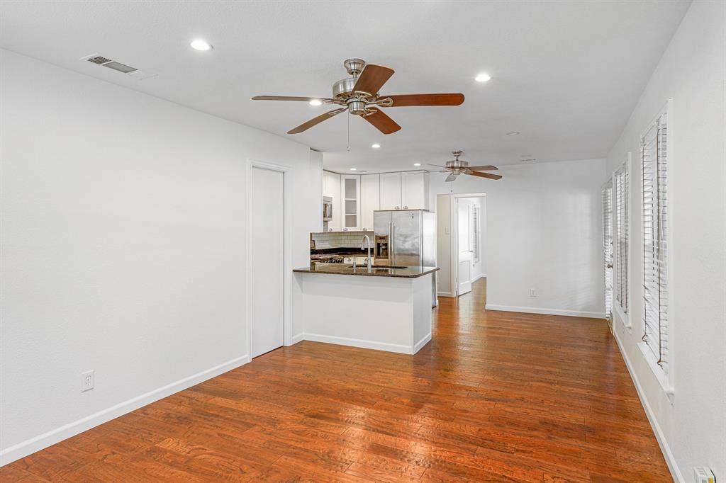 6220 Kenwood Avenue, Dallas, TX 75214