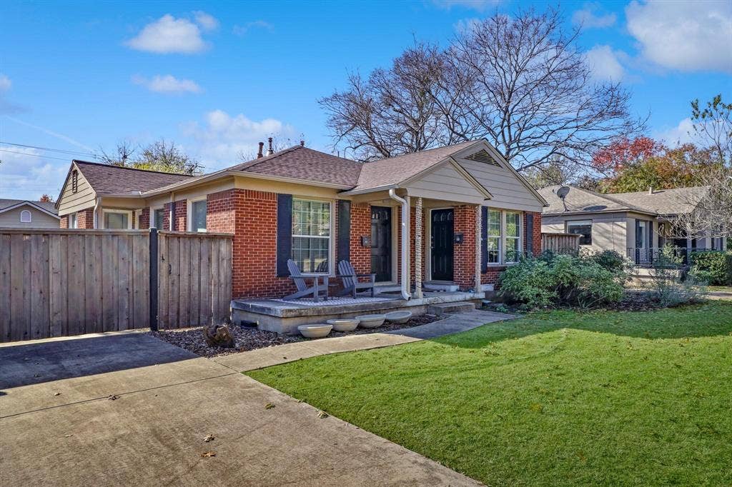 6220 Kenwood Avenue, Dallas, TX 75214