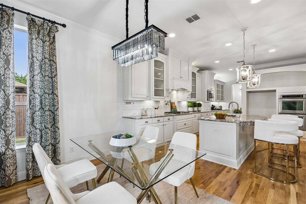 605 Royal Glen Drive, Murphy, TX 75094