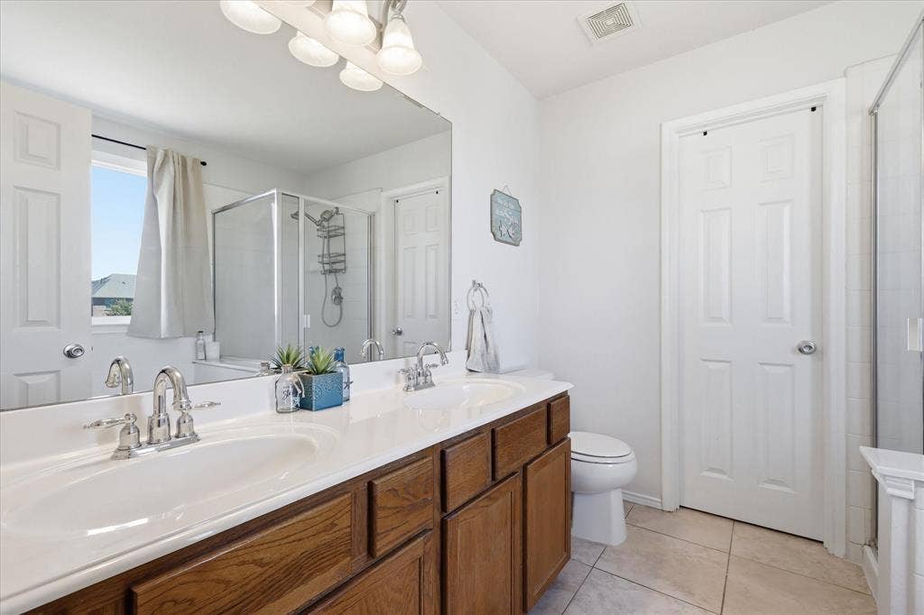 4000 Plymouth Drive, McKinney, TX 75070 4000 Plymouth Drive, McKinney, TX 75070