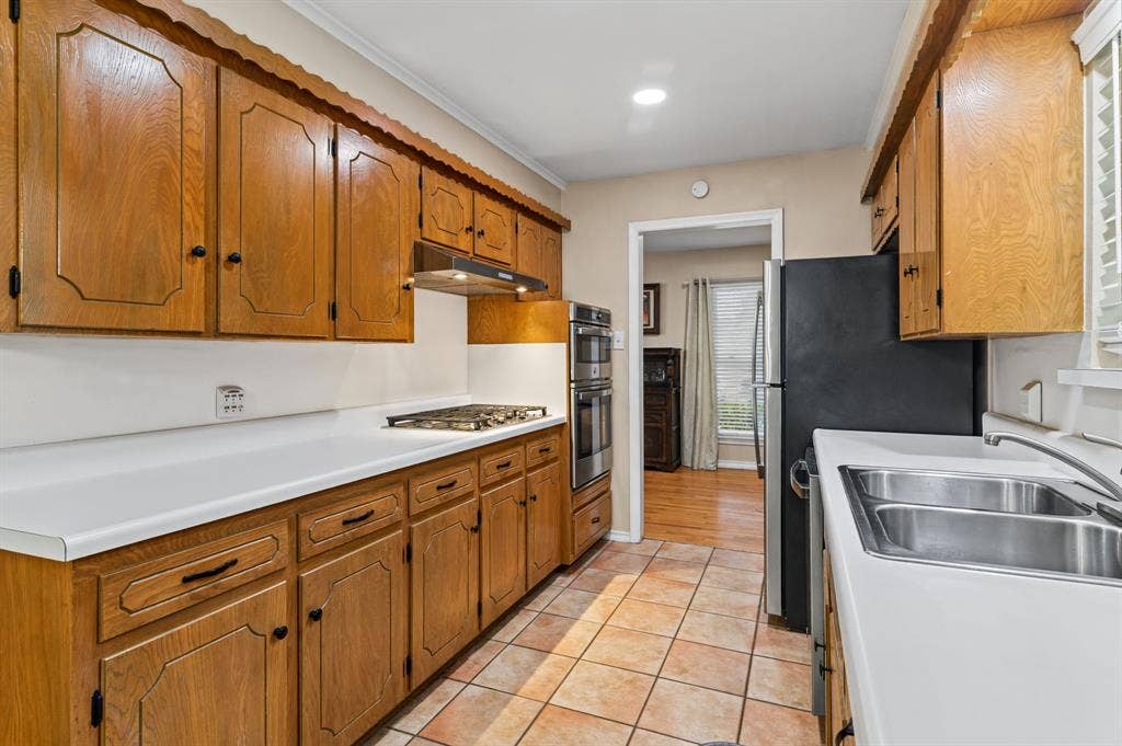 2630 Briarcove Drive, Plano, TX 75074 2630 Briarcove Drive, Plano, TX 75074