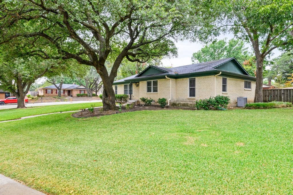 2630 Briarcove Drive, Plano, TX 75074 North side view