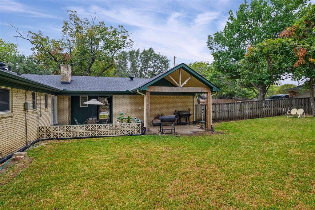 2630 Briarcove Drive, Plano, TX 75074 2630 Briarcove Drive, Plano, TX 75074