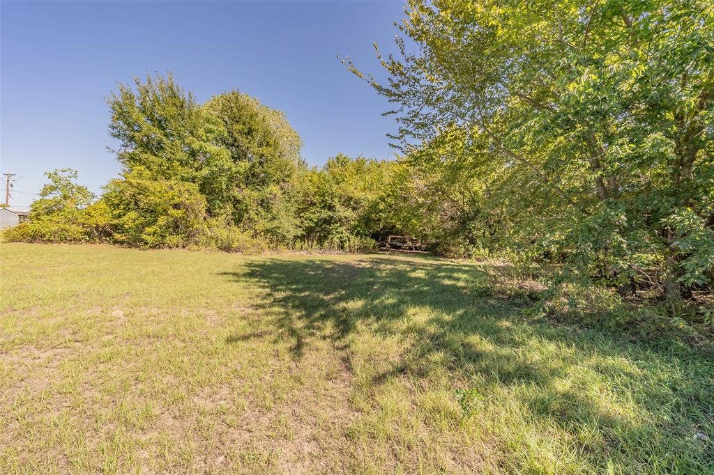 2715 W Main Street, Gun Barrel City, TX 75156 2715 W Main Street, Gun Barrel City, TX 75156