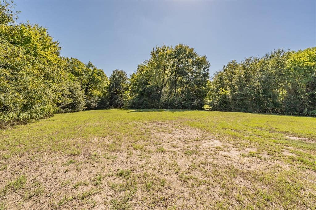 2715 W Main Street, Gun Barrel City, TX 75156 2715 W Main Street, Gun Barrel City, TX 75156