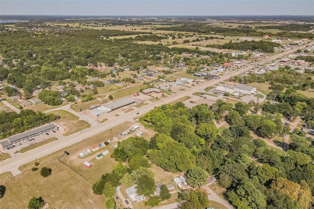 2715 W Main Street, Gun Barrel City, TX 75156 2715 W Main Street, Gun Barrel City, TX 75156