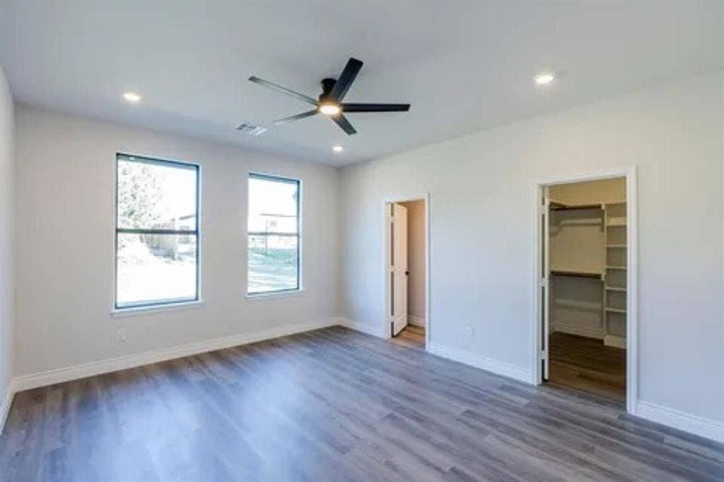 5713 Stonegate Circle, Granbury, TX 76048 5713 Stonegate Circle, Granbury, TX 76048