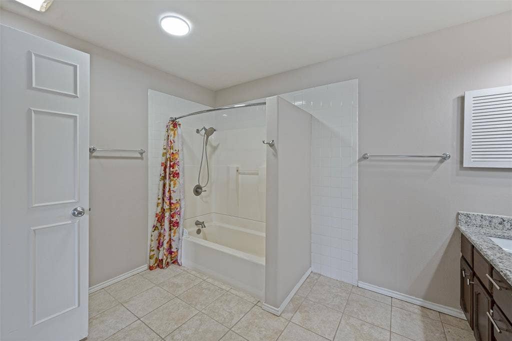 256 Jefferson Parkway, Fort Worth, TX 76107 256 Jefferson Parkway, Fort Worth, TX 76107